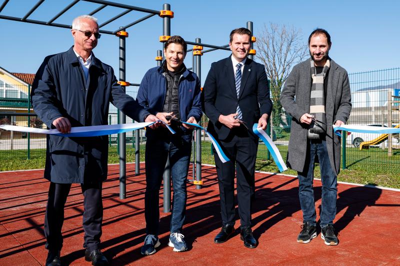 Olimpijec Andraž Vehovar je ambasador jeklenega poligona za vadbo na prostem v Kamniku